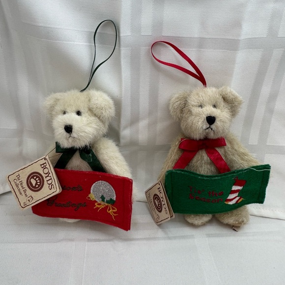 Boyds Bears “Merry” & “jolly” Festive Plush Ornaments - Cream, Red, Green NWT - Picture 1 of 15